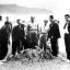 1945. Les responsables scientifiques et militaires américains sur le site d'Alamogordo.