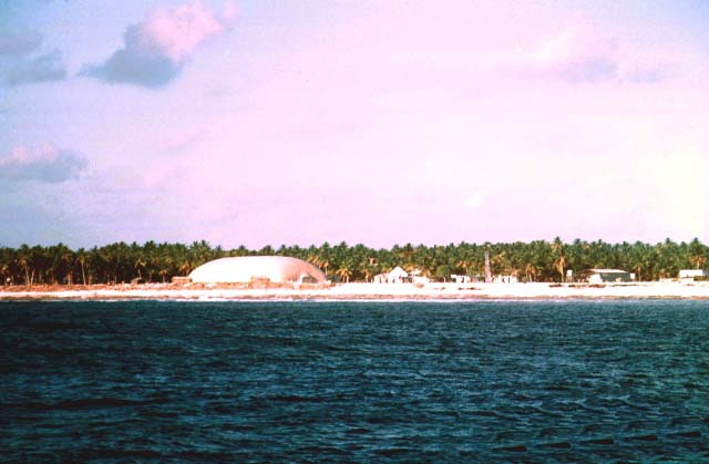 Reao et Pukarua en 1966 :: Moruroa Mémorial des essais nucléaires français